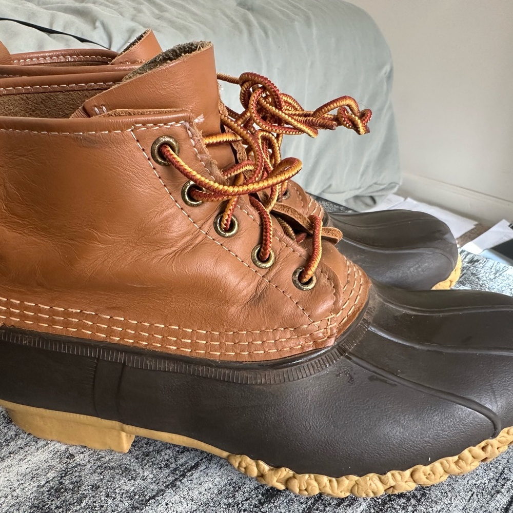 LL BEAN Duck Boots Women’s 10 (or men’s/boys 8. )